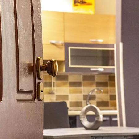 Mimi House